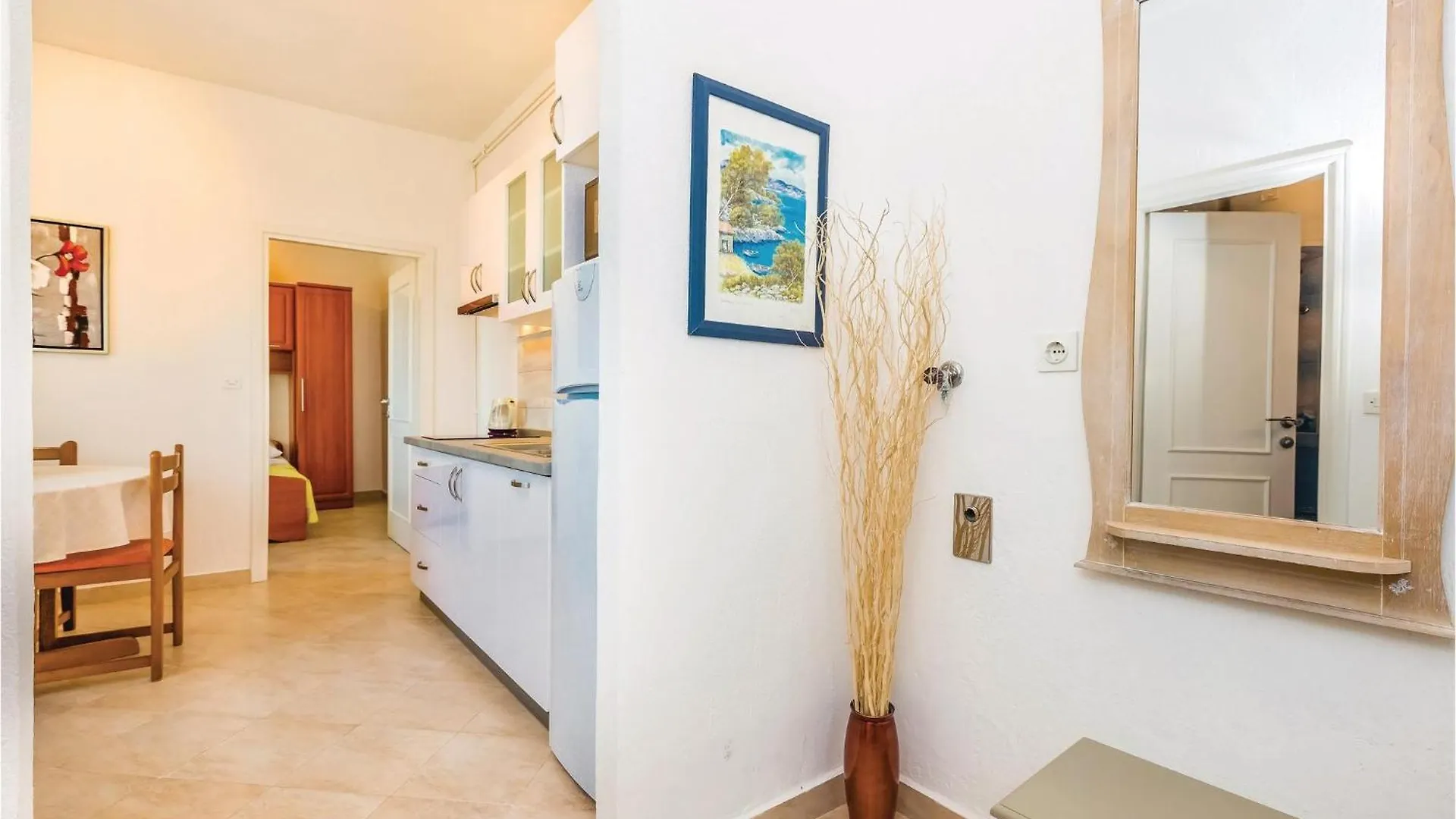 1 Bedroom Awesome Apartment In Supetarska Draga Croatia