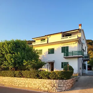 Mira Supetarska Draga